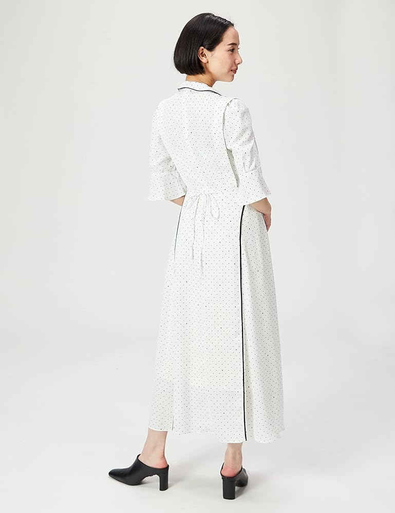 スナイデル　パイピングデザインプリントワンピース　新品　未使用 SNIDEL（スナイデル）の「パイピングデザインプリントワンピース